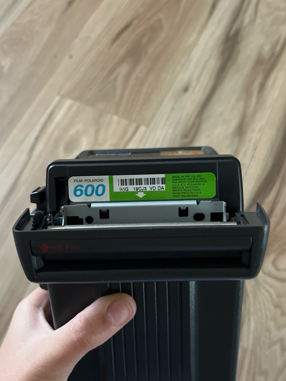 Polaroid Instant Camera - Picture 6 of 6
